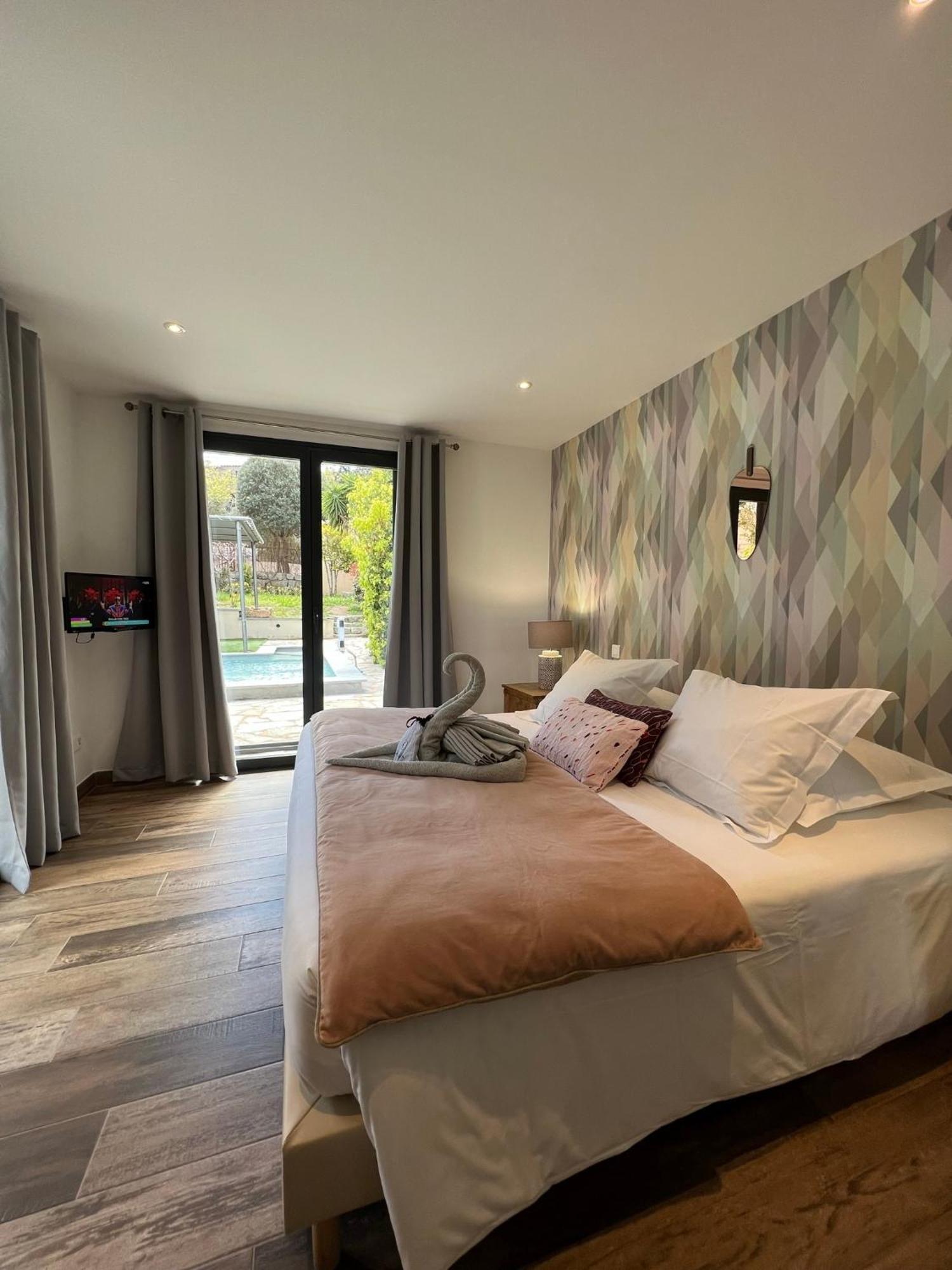 Hotel Confidentiel Le Grecale เปียนอตอลี-กัลดาเรโล ภายนอก รูปภาพ